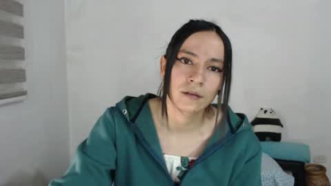 Snapshot of malasexychick chatting on 25, 4, 2026 Mariapau online show from 25, 4, 2026