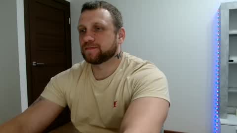 Snapshot of malchyshka chatting on 1, 6, 2026 malchyshka online show from 1, 6, 2026