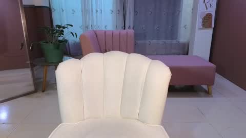 Snapshot of malen_fitnessmilf chatting on 28, 9, 2025 malen_fitnessmilf online show from 28, 9, 2025
