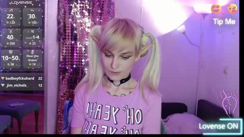 Snapshot of mali_sia chatting on 21, 12, 2024 Mischelle online show from 21, 12, 2024