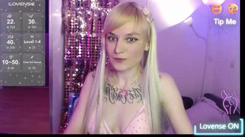 Snapshot of mali_sia chatting on 26, 12, 2024 Mischelle online show from 26, 12, 2024