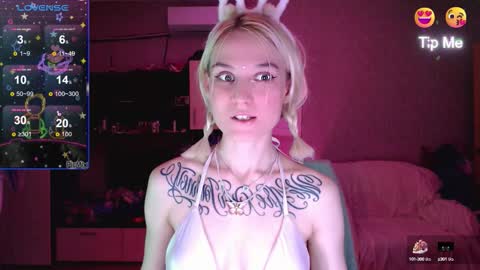 Snapshot of mali_sia chatting on 6, 10, 2025 Mischelle online show from 6, 10, 2025