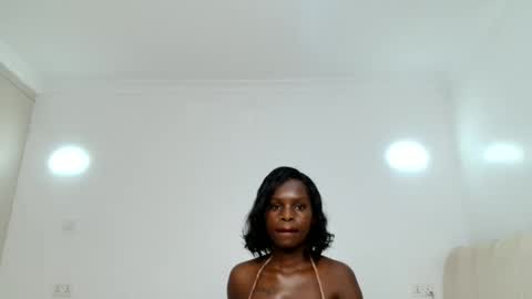 Snapshot of malia_baby chatting on 9, 6, 2026 malia online show from 9, 6, 2026