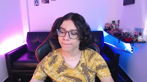 Snapshot of malik_harrison_ chatting on 17, 12, 2024 Malik online show from 17, 12, 2024