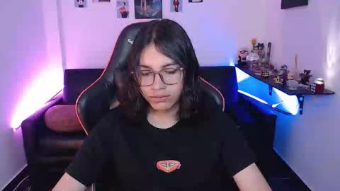 Snapshot of malik_harrison_ chatting on 17, 10, 2025 Malik online show from 17, 10, 2025