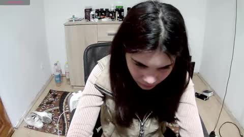 mallorymyers online show from 3, 12, 2025