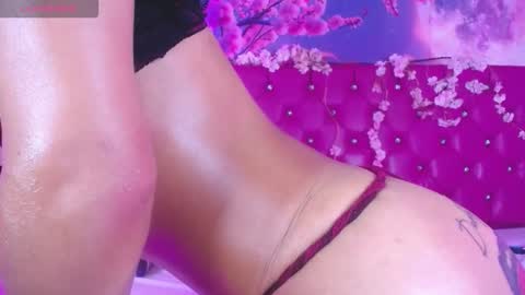 Snapshot of malory_cortez chatting on 4, 11, 2025 Malory online show from 4, 11, 2025