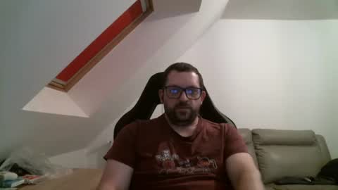 Snapshot of malou2927 chatting on 6, 4, 2026 breton online show from 6, 4, 2026