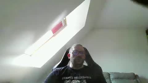 Snapshot of malou2927 chatting on 1, 5, 2026 breton online show from 1, 5, 2026