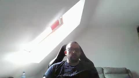 Snapshot of malou2927 chatting on 5, 5, 2026 breton online show from 5, 5, 2026