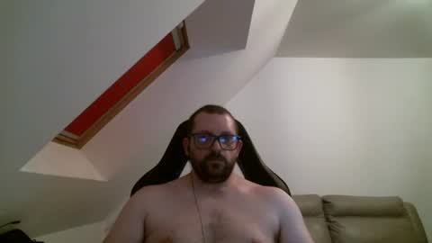 Snapshot of malou2927 chatting on 15, 5, 2026 breton online show from 15, 5, 2026