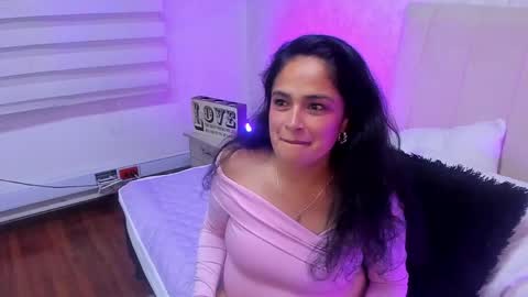 Milu online show from 29, 4, 2026