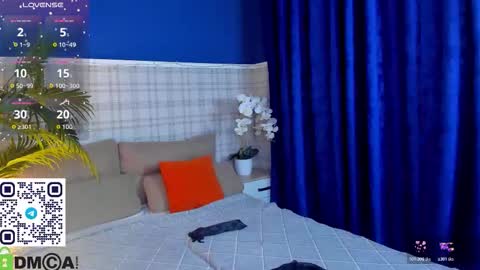 Snapshot of malvinadream chatting on 19, 10, 2025 malvinadream online show from 19, 10, 2025