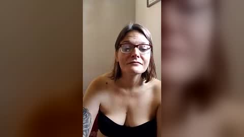 mamabear2727 online show from 23, 6, 2026