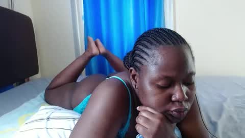 Snapshot of mamasita2023 chatting on 11, 2, 2025 mamasita2023 online show from 11, 2, 2025