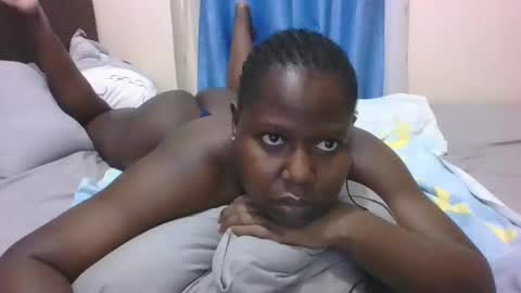 Snapshot of mamasita2023 chatting on 24, 2, 2025 mamasita2023 online show from 24, 2, 2025