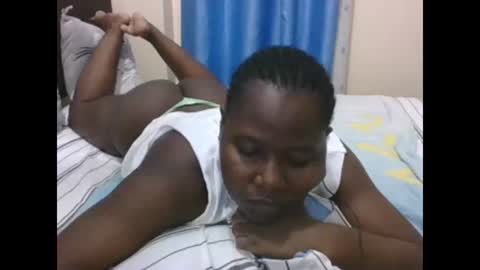 Snapshot of mamasita2023 chatting on 2, 3, 2025 mamasita2023 online show from 2, 3, 2025