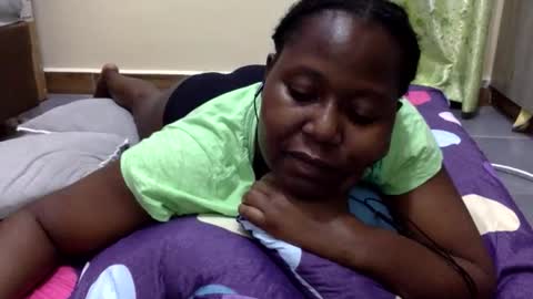 Snapshot of mamasita2023 chatting on 23, 10, 2025 mamasita2023 online show from 23, 10, 2025