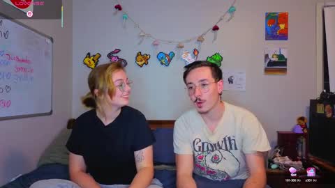 Snapshot of mamiclouds chatting on 23, 9, 2025 MamiCloudz online show from 23, 9, 2025