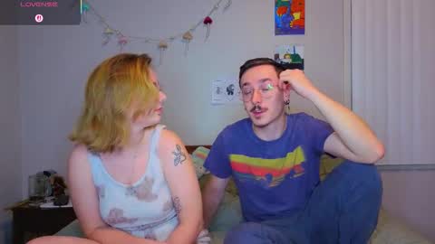 MamiCloudz online show from 30, 10, 2025