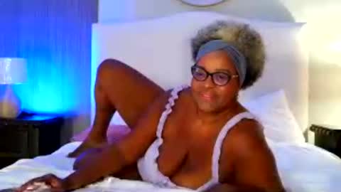 Snapshot of mamigilf66 chatting on 22, 6, 2026 mamigilf66 online show from 22, 6, 2026
