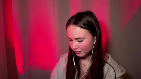 Snapshot of mammieknowles chatting on 25, 2, 2026 Mia Davis online show from 25, 2, 2026