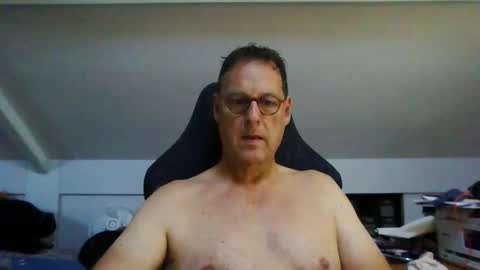 Snapshot of man2havefun chatting on 1, 10, 2025 man2havefun online show from 1, 10, 2025