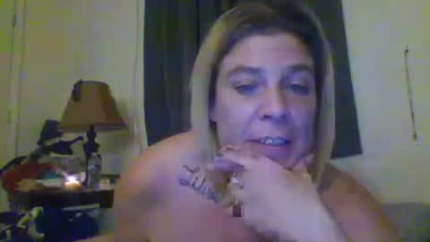 mindy22 online show from 15, 10, 2025