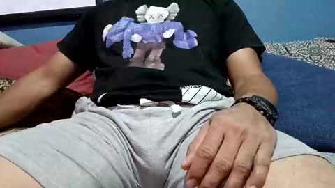 Snapshot of mandrilo7379 chatting on 19, 2, 2026 mandrilo7379 online show from 19, 2, 2026