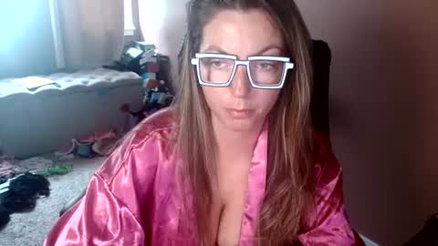 Snapshot of mandybabyxxx chatting on 9, 7, 2026 MandyBabyXXX online show from 9, 7, 2026