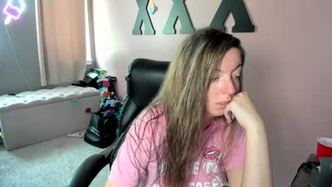 Snapshot of mandybabyxxx chatting on 10, 7, 2026 MandyBabyXXX online show from 10, 7, 2026