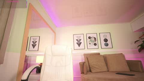 Mandy Collins online show from 1, 4, 2026