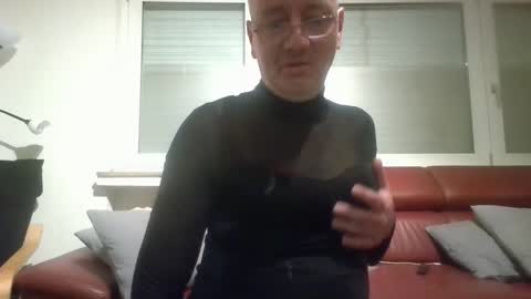 Snapshot of mandywinger chatting on 3, 3, 2025 mandywinger online show from 3, 3, 2025