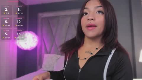 Snapshot of manelyk_evanss chatting on 21, 12, 2025 manelyk_evanss online show from 21, 12, 2025