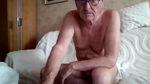 Snapshot of manes5858 chatting on 18, 4, 2026 manes5858 online show from 18, 4, 2026