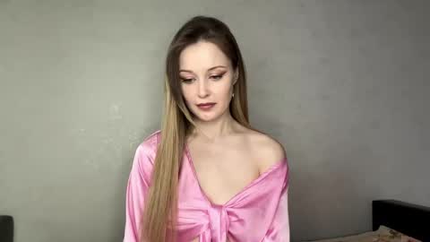 Hey there my name is Sarah online show from 23, 4, 2026