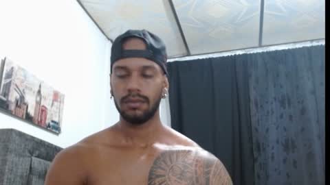 Snapshot of manolofitt chatting on 28, 1, 2025 Manolo online show from 28, 1, 2025