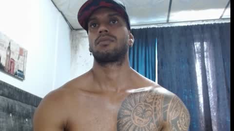 Snapshot of manolofitt chatting on 12, 2, 2025 Manolo online show from 12, 2, 2025