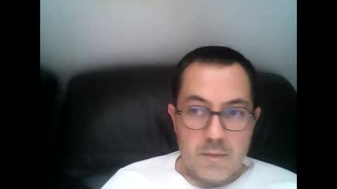 manu5933 online show from 4, 11, 2025