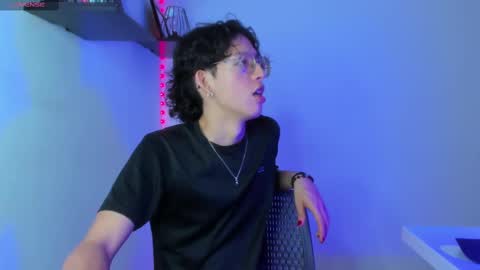 Manuel online show from 12, 2, 2025