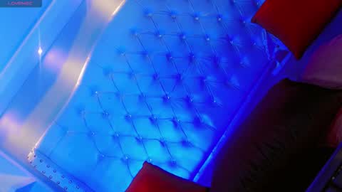 Manuela Kingsley online show from 13, 1, 2026