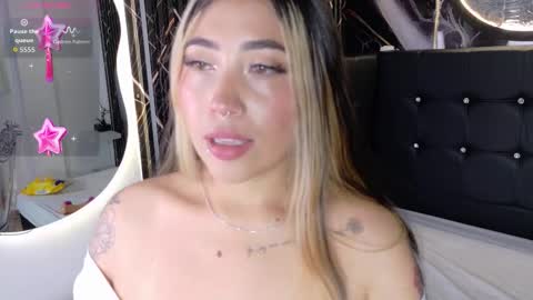 Manuela  online show from 11, 11, 2025