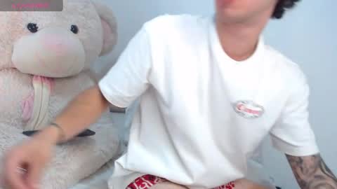 Snapshot of manuelr77 chatting on 9, 5, 2026 Manuel online show from 9, 5, 2026