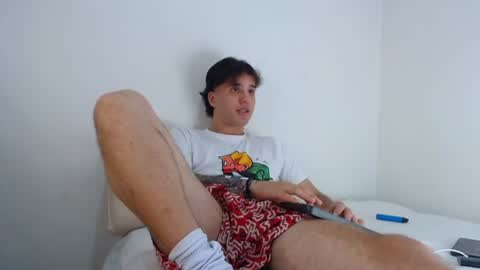 Snapshot of manuelr77 chatting on 14, 6, 2026 Manuel online show from 14, 6, 2026