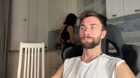 Snapshot of manussa69 chatting on 28, 10, 2025 Manussa and Edward online show from 28, 10, 2025