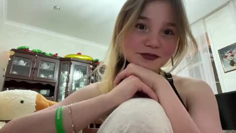 Snapshot of manvongxay chatting on 30, 5, 2026 Emma online show from 30, 5, 2026