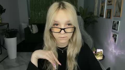 Snapshot of maoqibeverly chatting on 3, 5, 2026 Maoqi online show from 3, 5, 2026