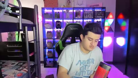 mapachoso1414 online show from 19, 1, 2025