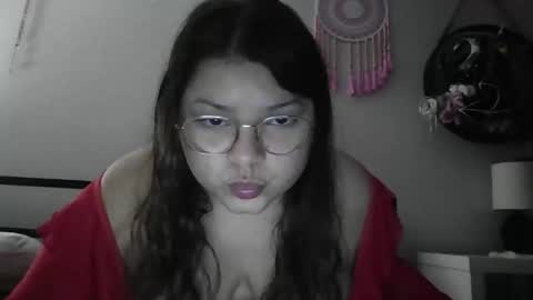 mapleless online show from 4, 11, 2025