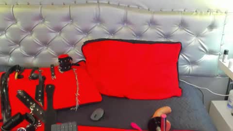 Mara  online show from 8, 11, 2025